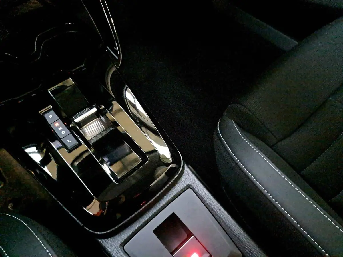 CITROËN C3 AIRCROSS 1.2 HYBRID 145 E-DCS6 PLUS 7-S
