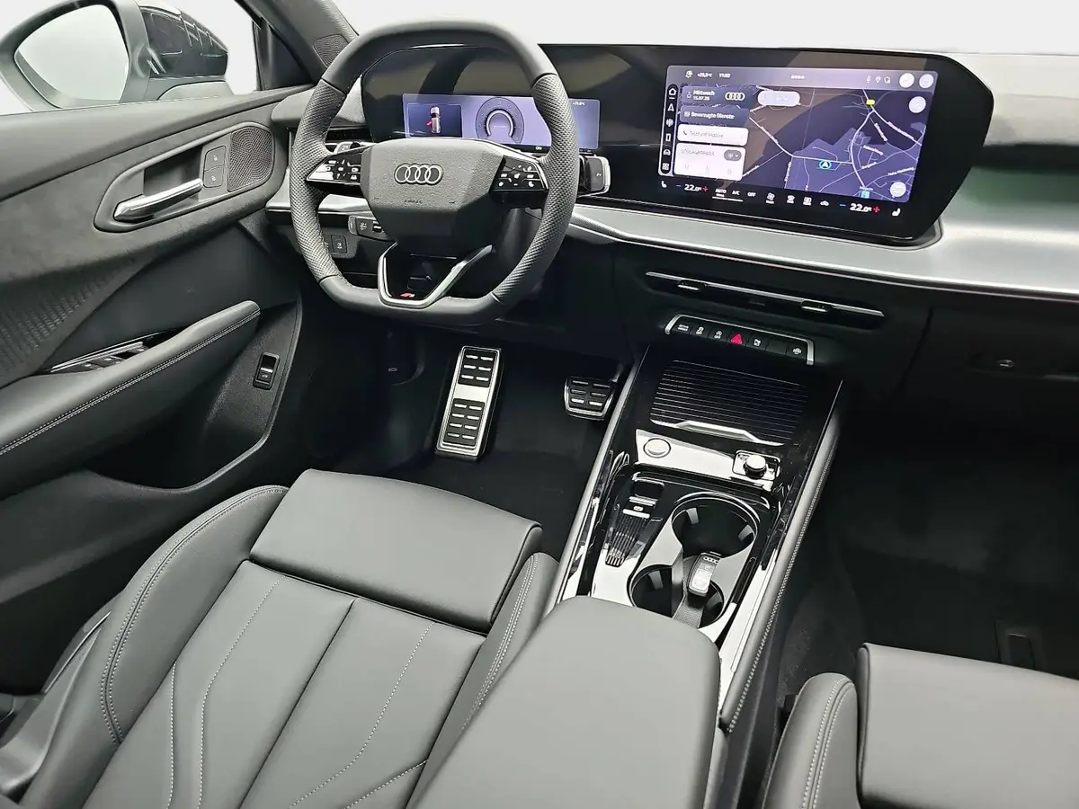 AUDI Q3 TFSI S-TRONIC S-LINE NAVI LED-PLUS PANO