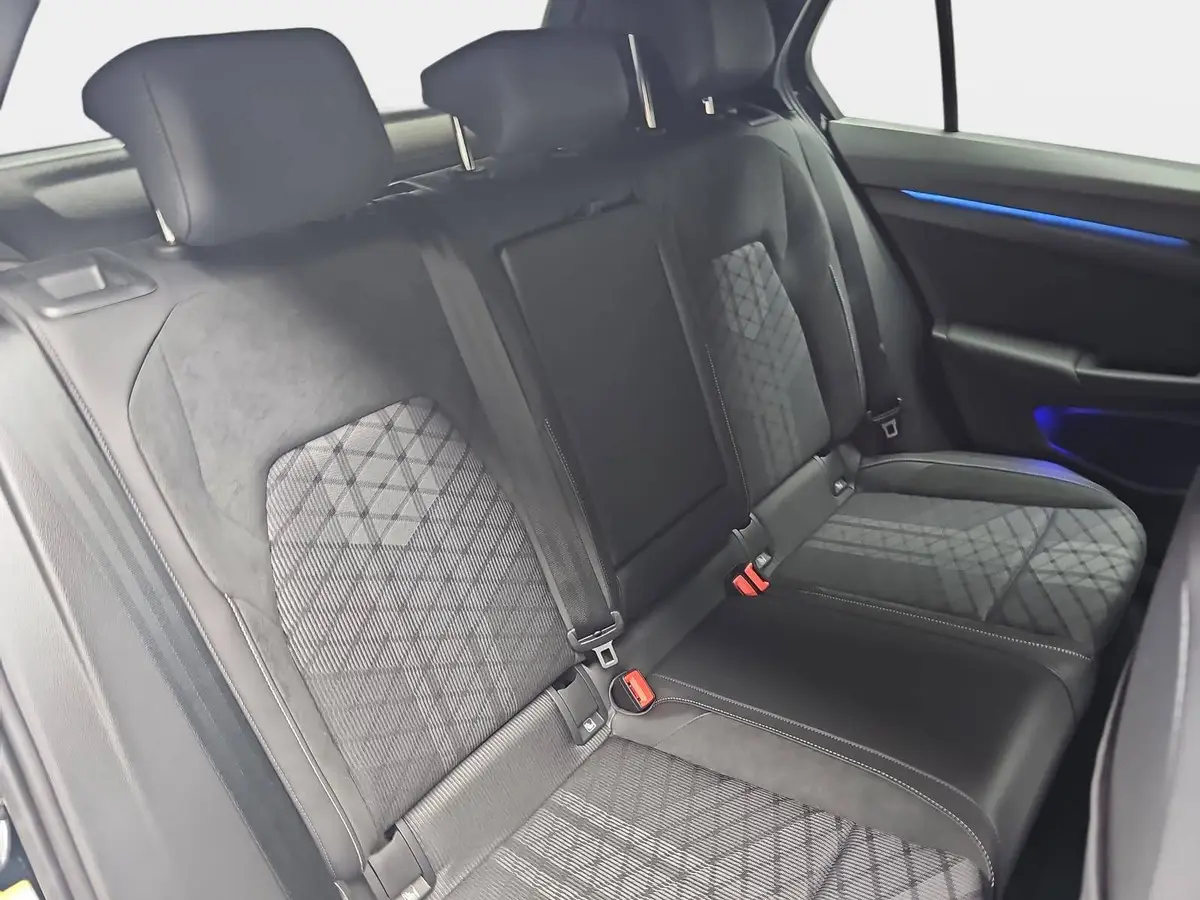 VW GOLF 1.5 ETSI DSG VIII R-LINE NAVI MATRIX-LED