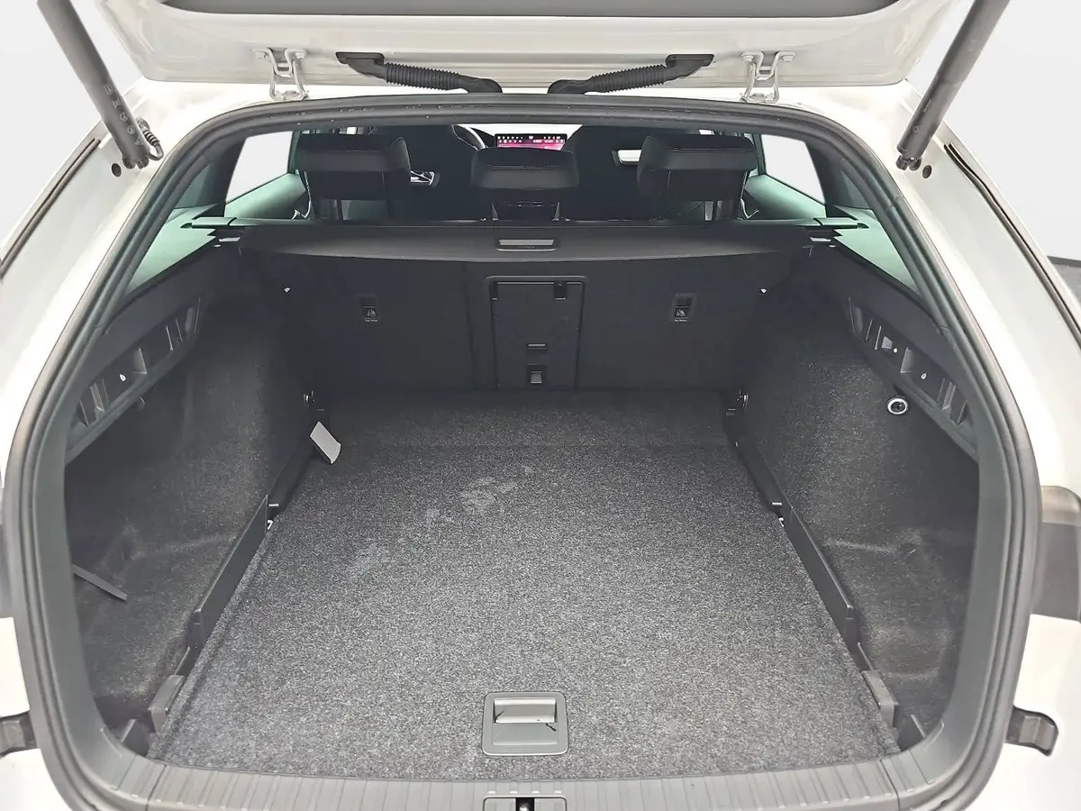 SKODA OCTAVIA 2.0 TSI DSG SPORTLINE 4X4 ACC PANO