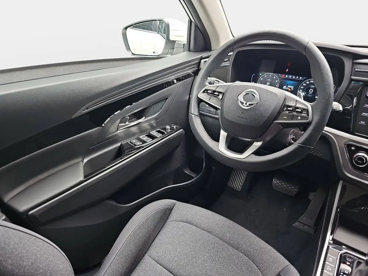 KGM KORANDO 1.5 T-GDI 2WD NOMAD AUTOMATIK