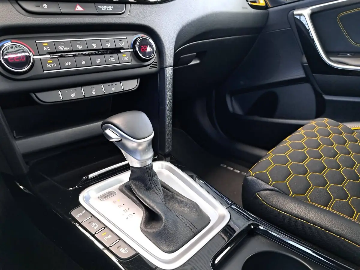 KIA XCEED 1.6 T-GDI DCT XDITION LED NAVI PANO GJR