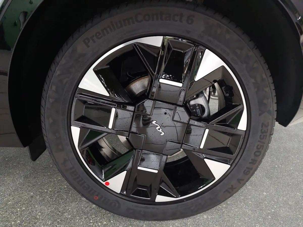 KIA SPORTAGE 1.6 T-GDI 150 2WD DCT GT-LINE MJ26 SCHW. DACH DRIVEWISE SOUND