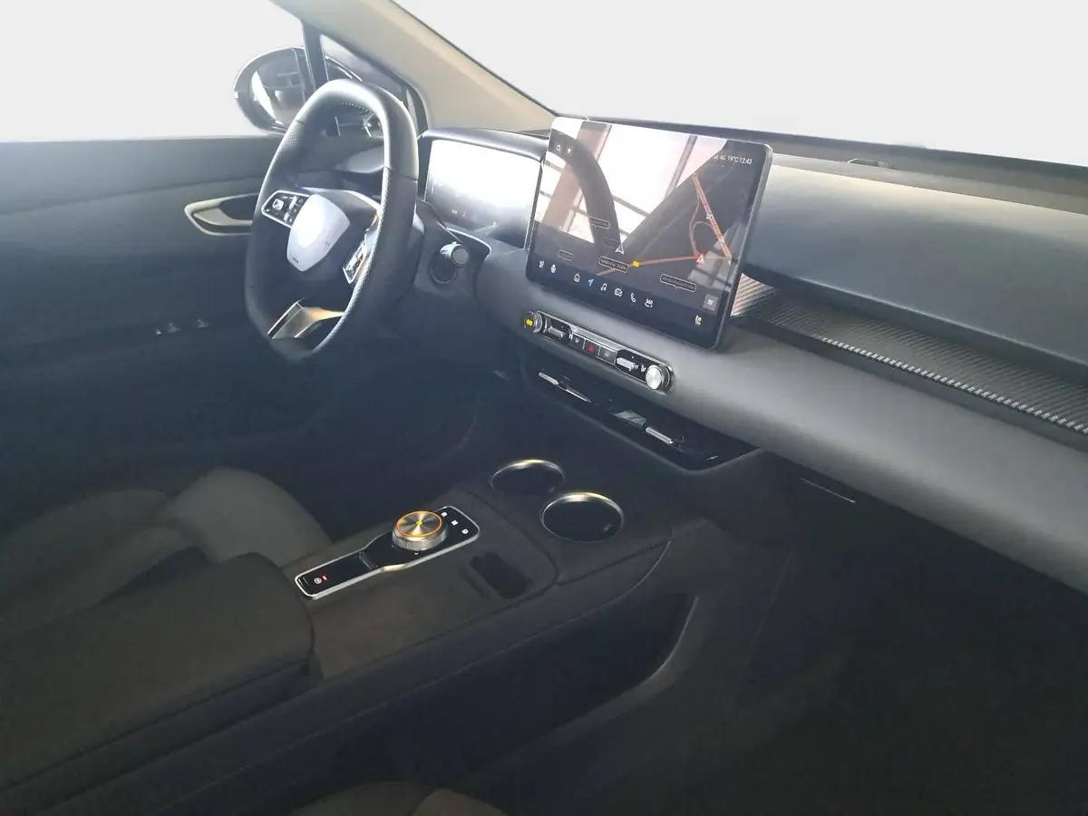 MG MG4 EV 64 KWH MY26 PREMIUM