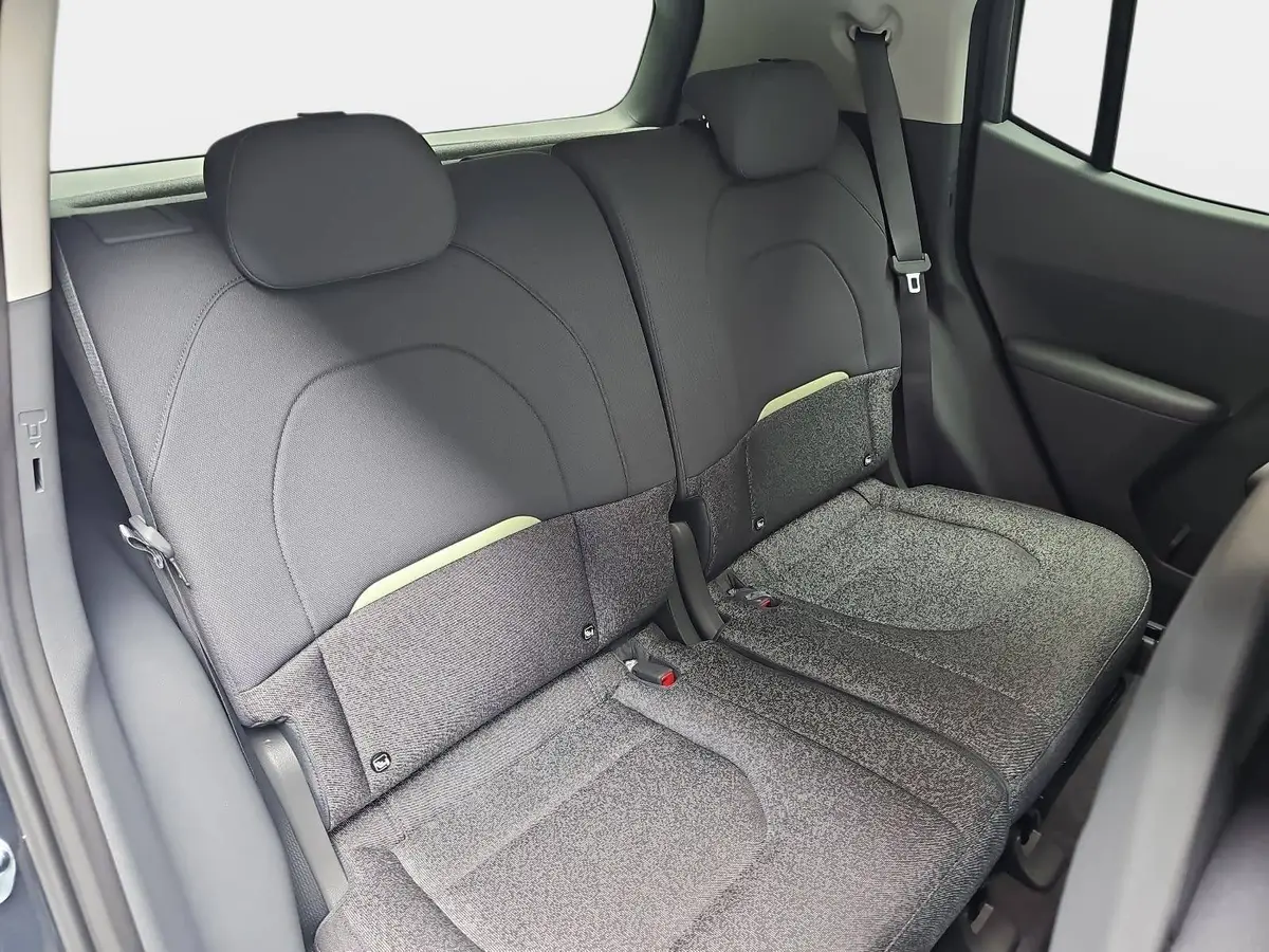 KIA EV2 42.2 KWH EARTH MJ27 4SITZE WINTER-CONNECT TECHN DRIVEWISE-PARK DESIGN