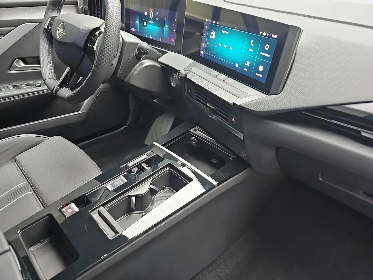 OPEL ASTRA 1.2 TURBO AUTO. SPORTS TOURER GS LED AGR WINTER KA