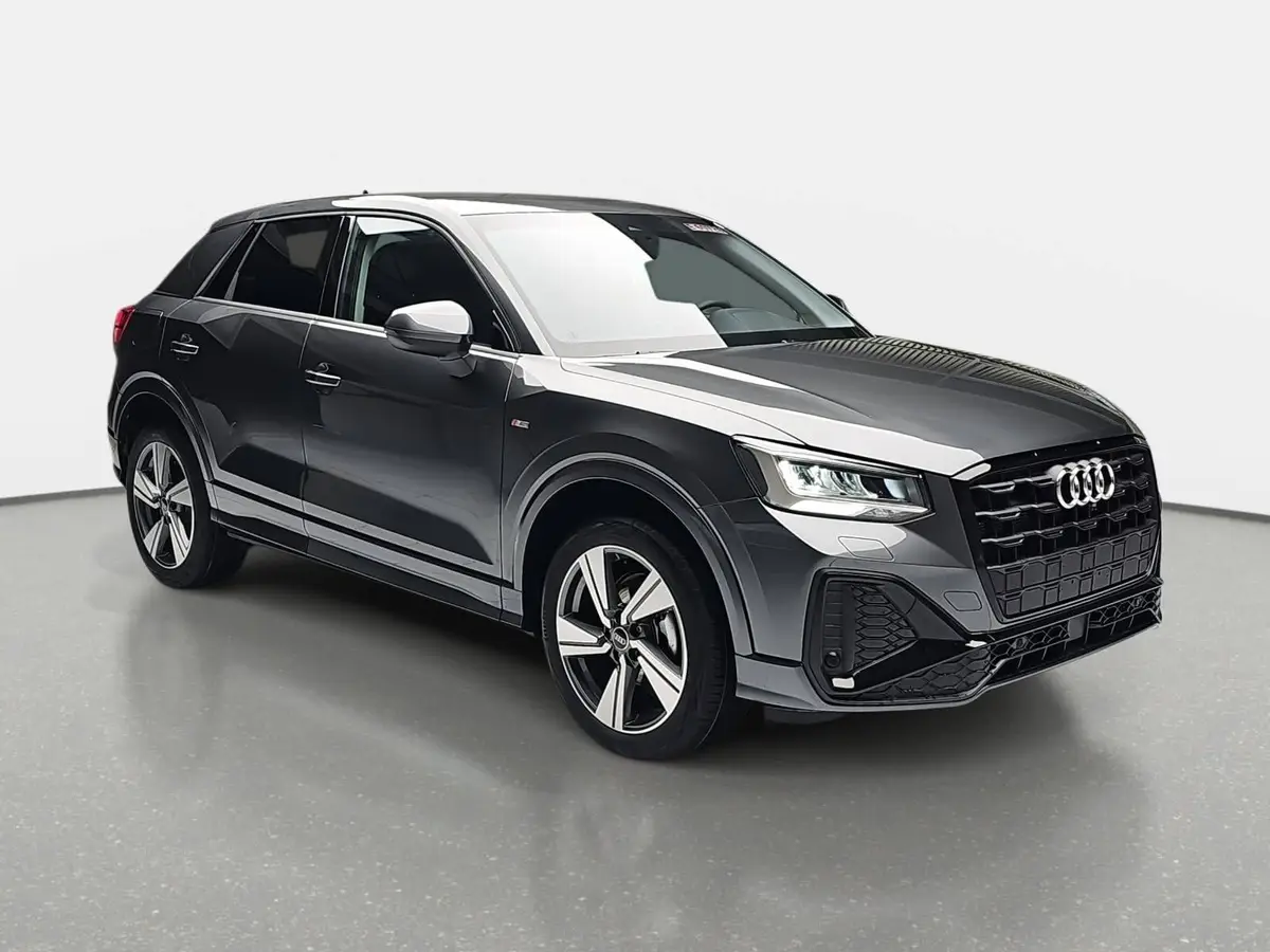 AUDI Q2 35 TFSI S-TRONIC S LINE NAVI LED ACC EL.HECKKL. WI