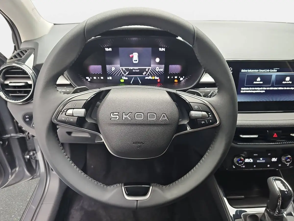 SKODA FABIA 1.0 TSI DSG 130 JAHRE LED KAMERA LM