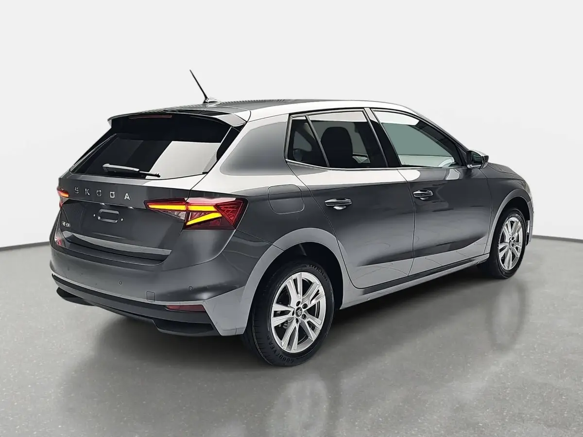 SKODA FABIA 1.0 TSI DSG 130 JAHRE PREMIUM LED KAMERA LM16