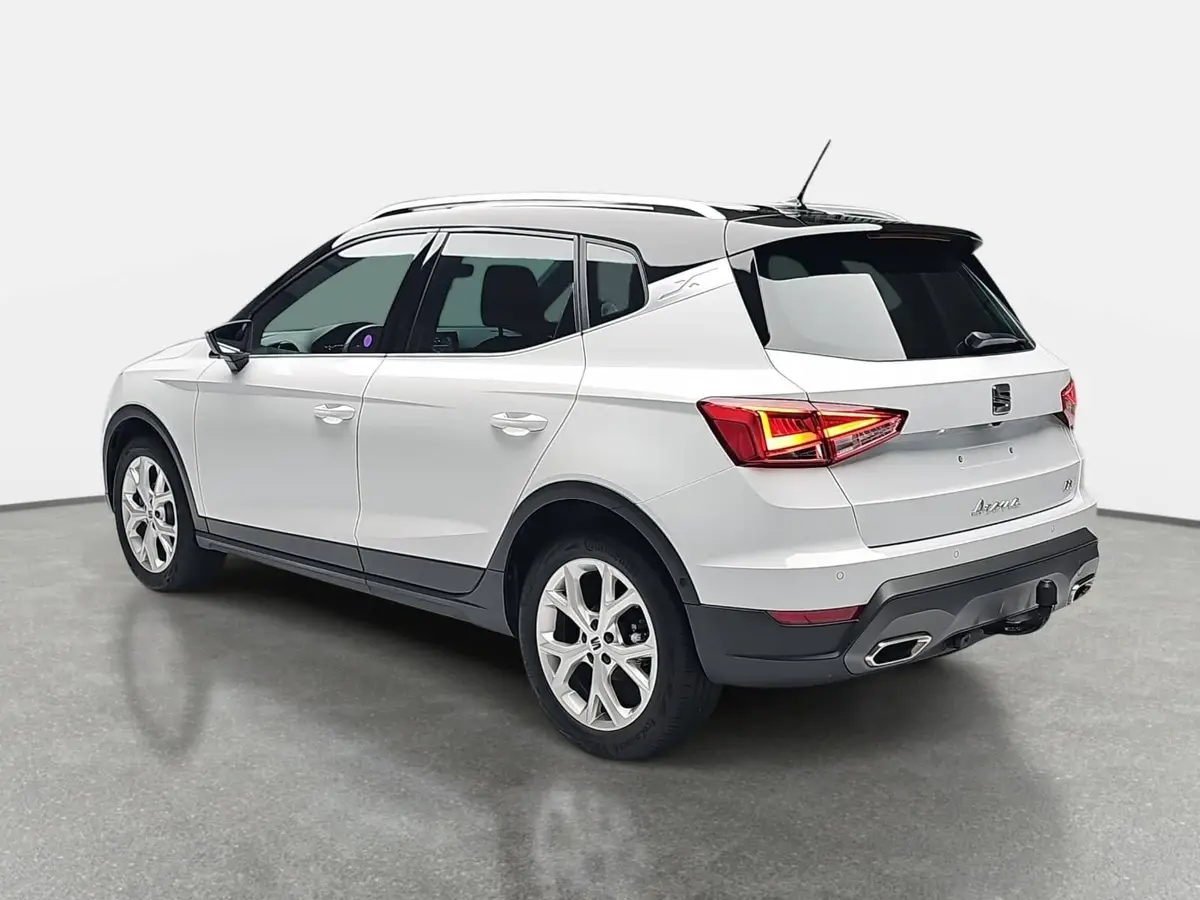 SEAT ARONA 1.0 TSI DSG FR AHK ACC P-ASSIST LM