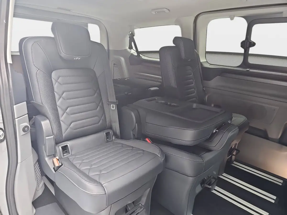 FORD TOURNEO CUSTOM 2.0 EB AUTO. L1 TITANIUM X