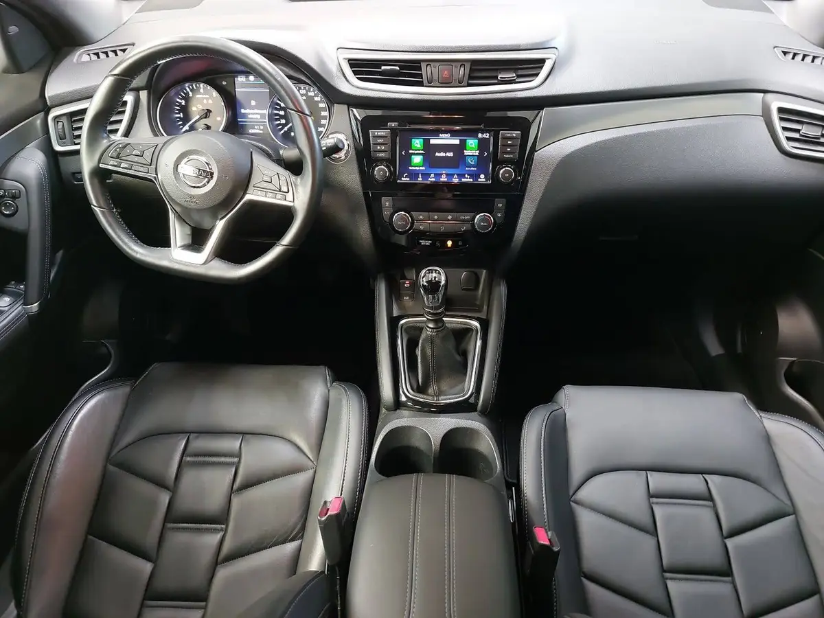 NISSAN QASHQAI 1.3 DIG-T TEKNA+ DYNAMIC NAVI LED LEDER LM19 AHK