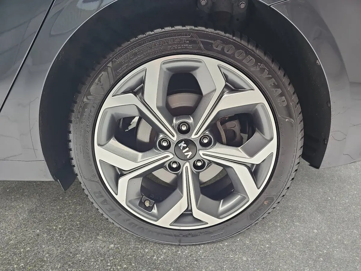 KIA CEED SW 1.6 CRDI DCT7 MHEV SPIRIT NAVI TECHNOLOGIE