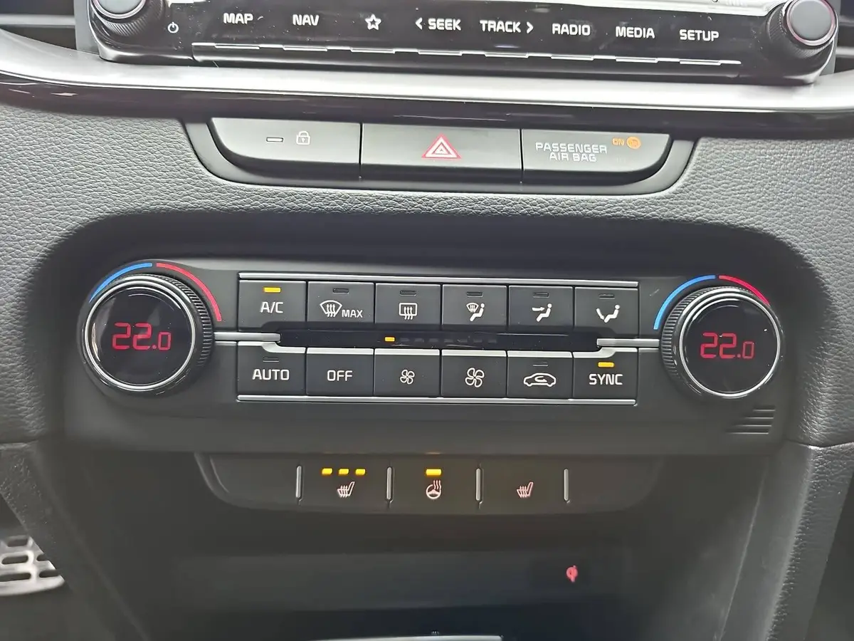 KIA XCEED 1.6 T-GDI 150 DCT GT-LINE MJ26 LEDER GLASDACH