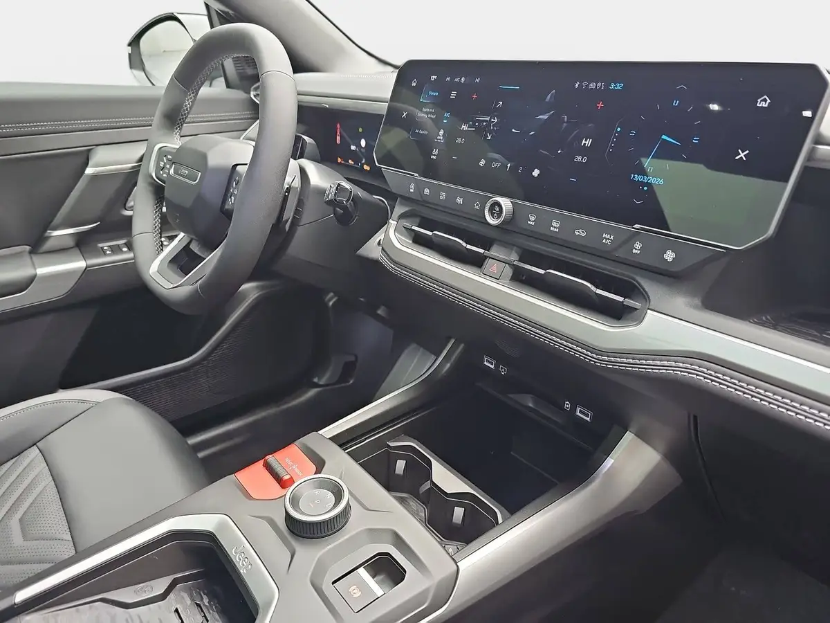 JEEP COMPASS 1.2 E-HYBRID DCT FIRST EDITION MJ26 PREMIUM-PAKET PANORAMA