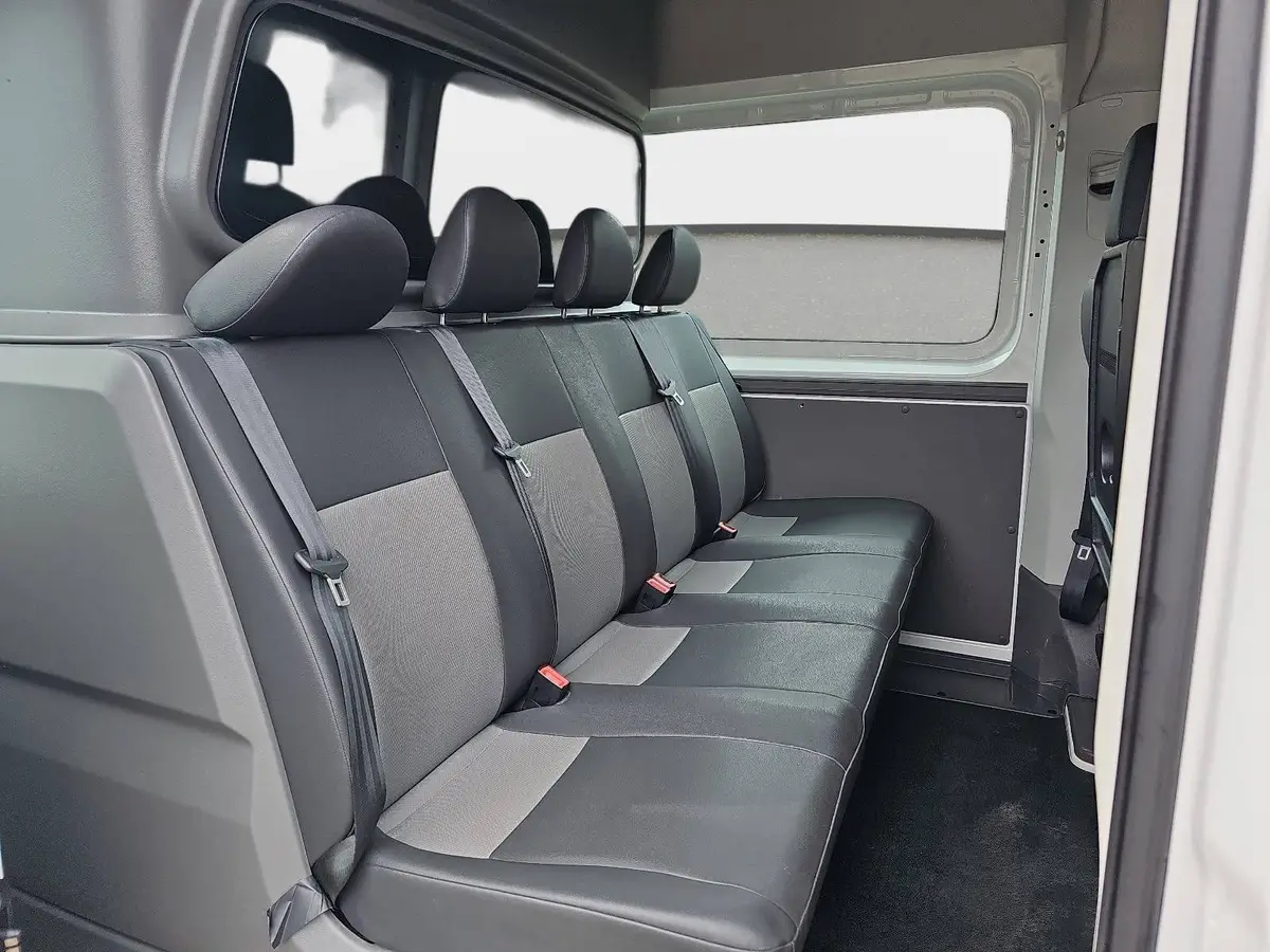 VW CRAFTER 35 TDI PLUS L3H3 FWD NAVI KLIMA 7-SITZE PDC AHK