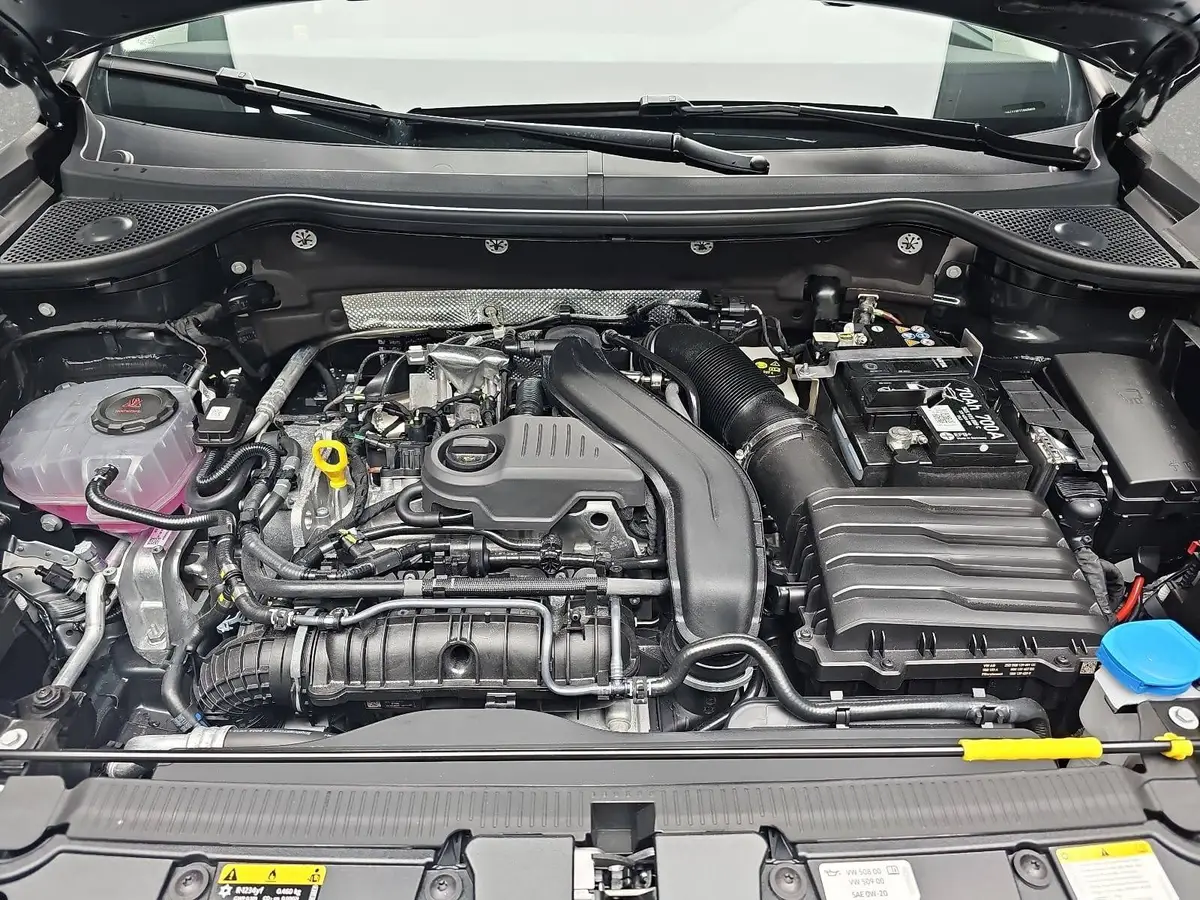 CUPRA ATECA 1.5 TSI DSG NAVI LED PANO P-ASSIST MEMORY KAMERA 