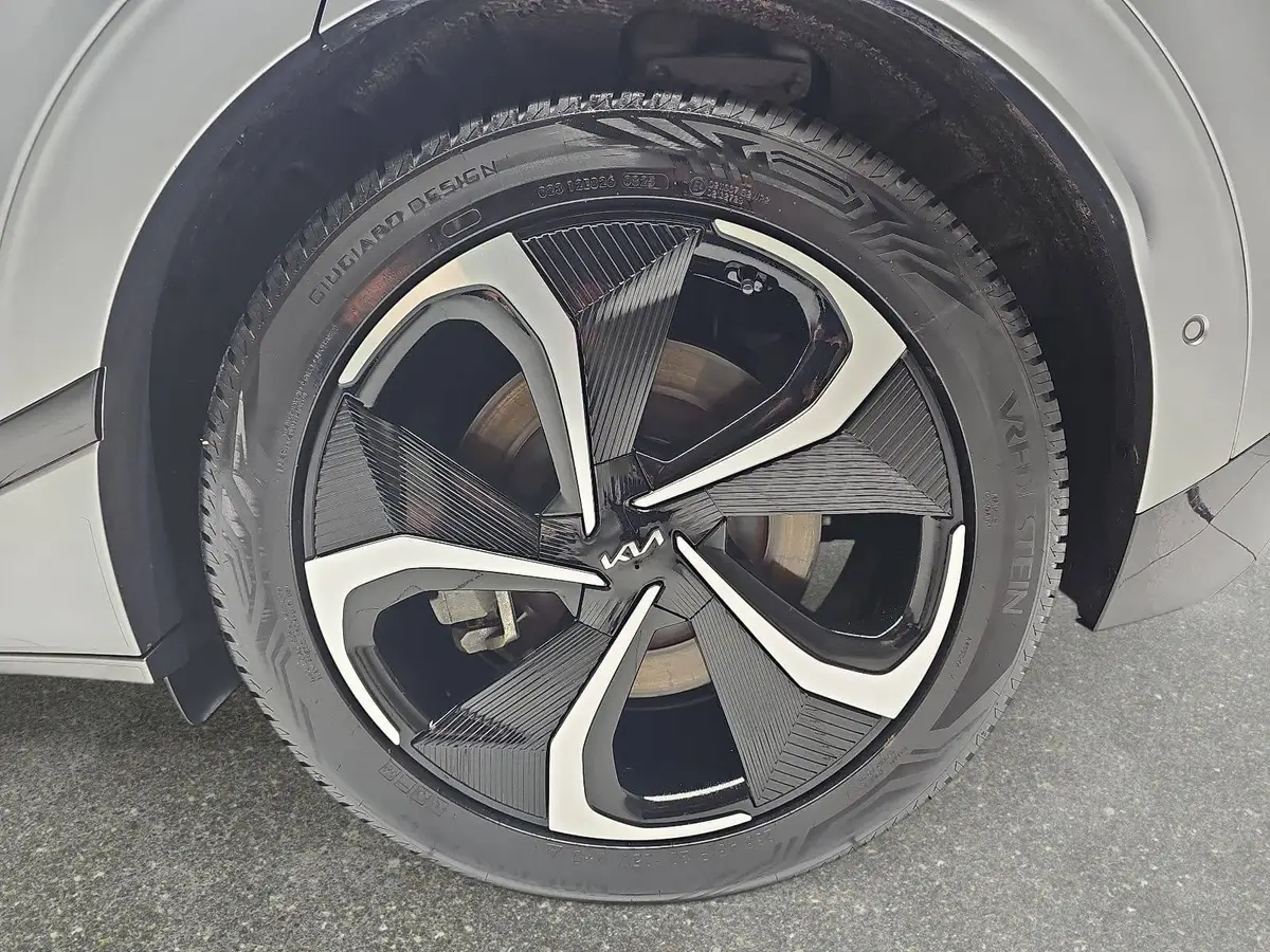 KIA EV6 77.4 KWH GT LINE AWD WÄRMEPUMPE ASSIST+ SOUND DESIGN
