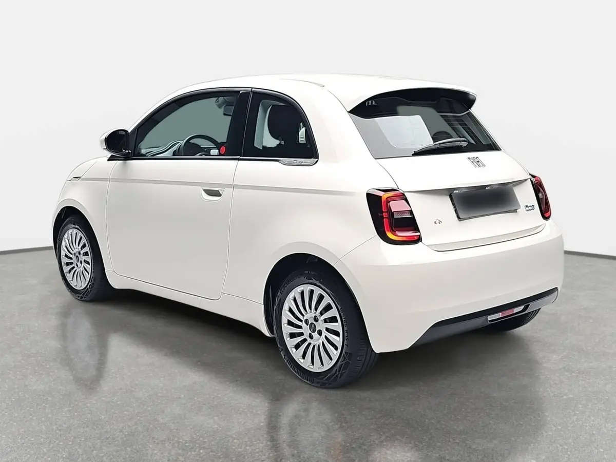 FIAT 500 ELEKTRO 23.8 KWH ACTION RADIO & WINTER PAKET