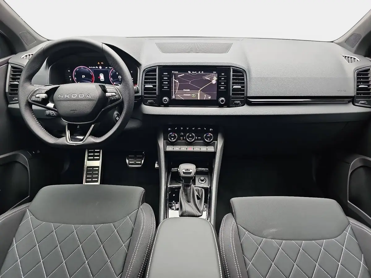 SKODA KAROQ 1.5 TSI DSG SPORTLINE NAVI LED-MATRIX PANO CANTON