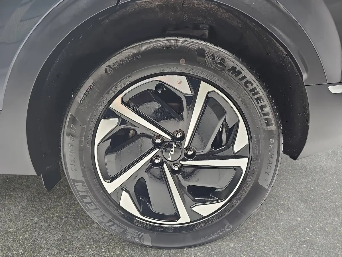 KIA SPORTAGE 1.6 T-GDI 150 VISION KOMFORT NAVI LED