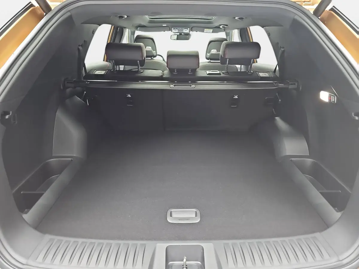 KGM ACTYON 1.5 T-GDI 4WD LUX AUTOMATIK PANORAMA