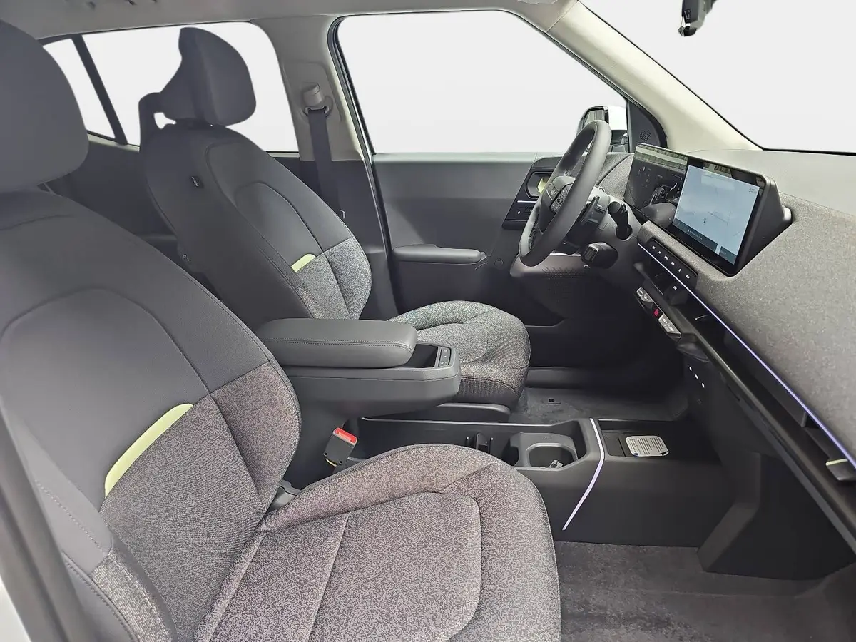 KIA EV2 42.2 KWH EARTH MJ27 WINTER-CONNECT TECHNOLOGY DRIVEWISE-PARK DESIGN