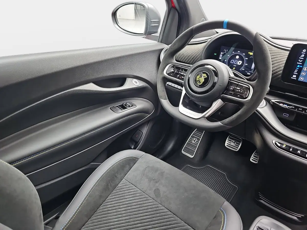 ABARTH 500 E ELEKTRO 42 KWH TURISMO MJ26