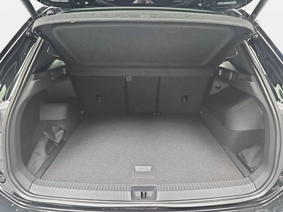 VW TIGUAN 2.0 TDI DSG R-LINE 4M NAVI LED-MATIX LEDER BLACK-S