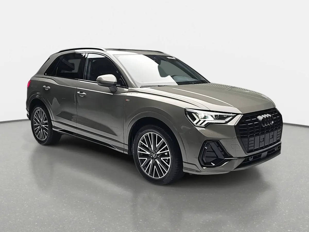 AUDI Q3 35 TDI S-TRONIC S LINE NAVI LED PANO ACC BLACK+ KA