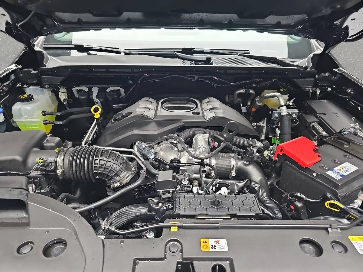 VW AMAROK 3.0 TDI AUTO. 4M AVENTURA NAVI MATRIX
