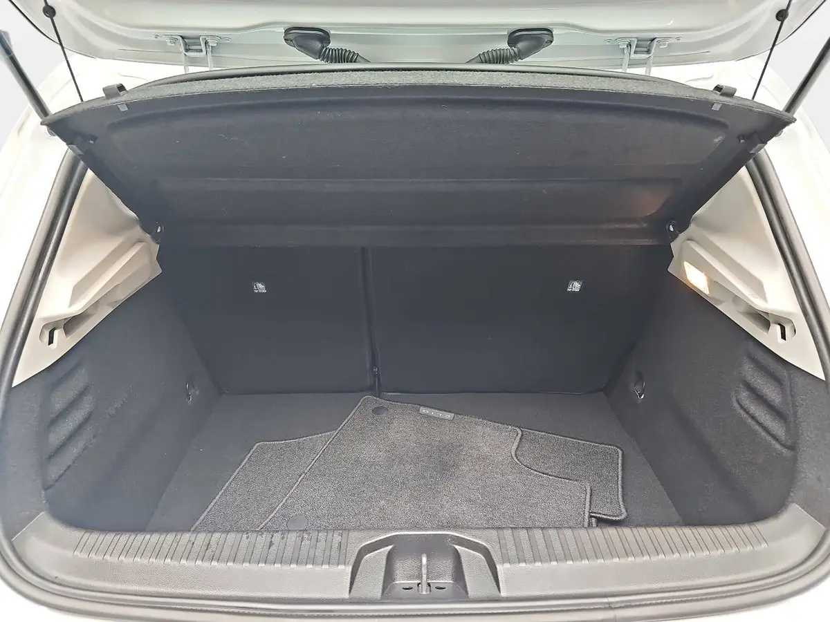 RENAULT CLIO V 1.6 E-TECH Auto. Hyb.140 Zen Navi