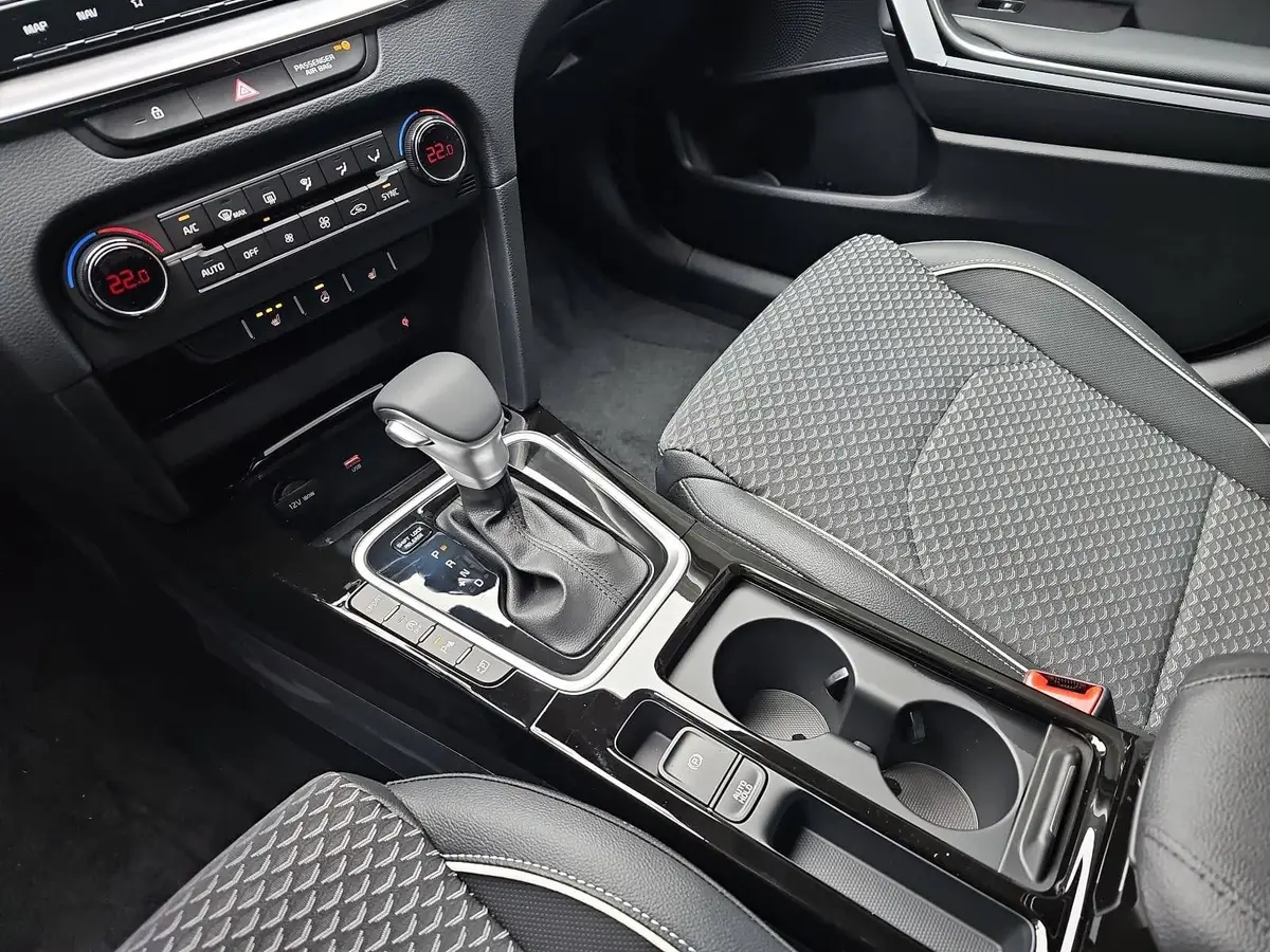 KIA XCEED 1.6 T-GDI 150 DCT SPIRIT MJ26 XCLUSIVE