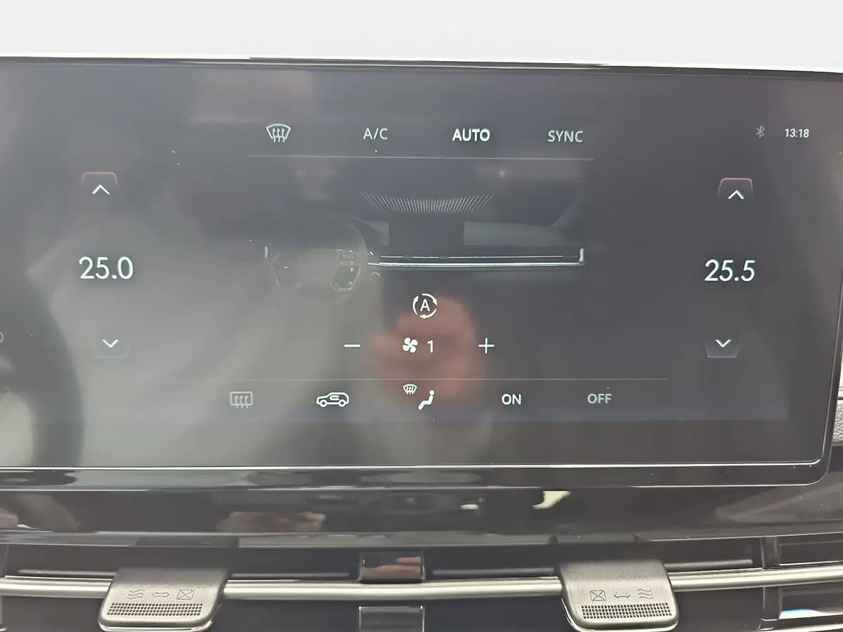 KGM REXTON 2.2 DIESEL 4WD LUX AUTOMATIK 7-SITZER
