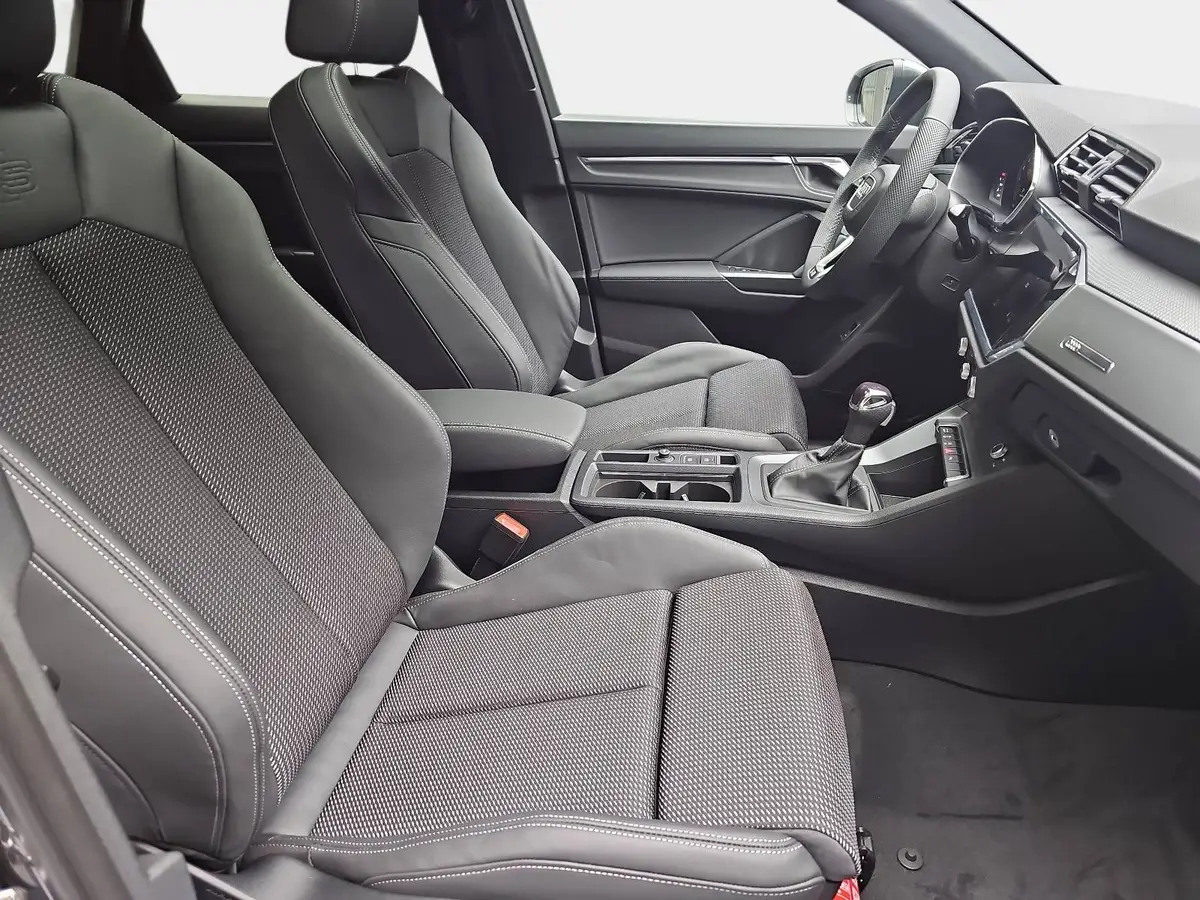 AUDI Q3 SPORTBACK 35 TFSI S-TRONIC S LINE NAVI LED PANO AC