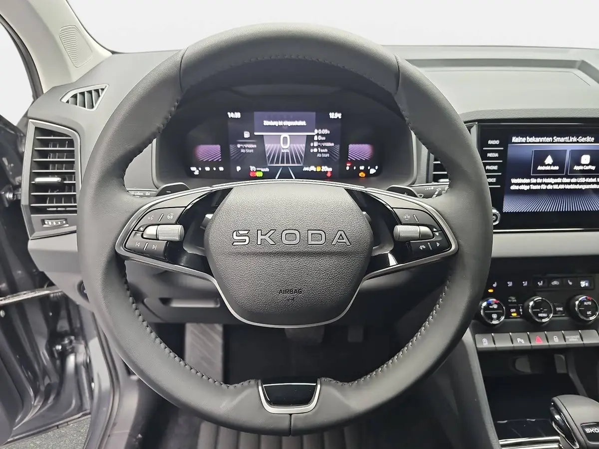 SKODA KAROQ 1.5 TSI DSG 130 JAHRE LED KLIMAAUTO SMARTLINK PDC 