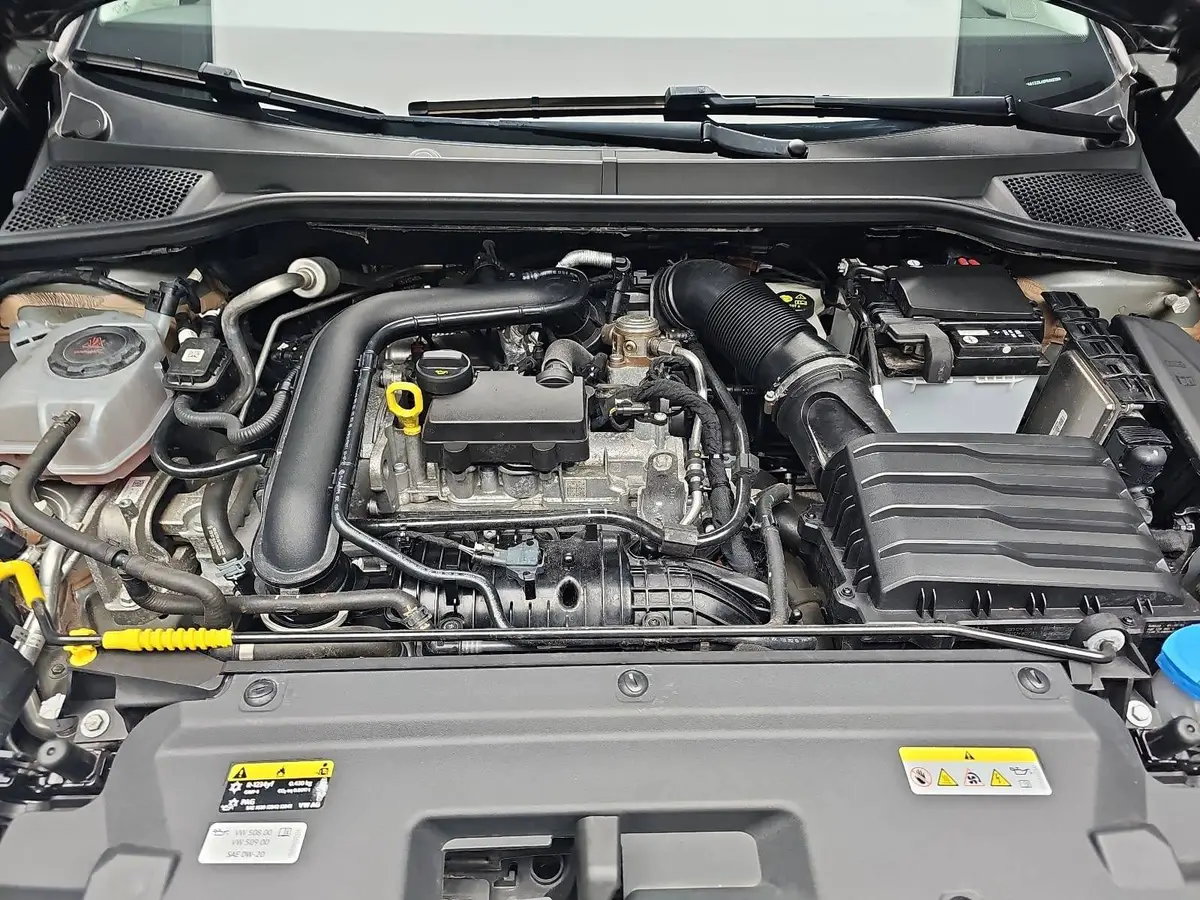 SEAT ARONA 1.0 TSI DSG STYLE NAVI GRA DAB LM