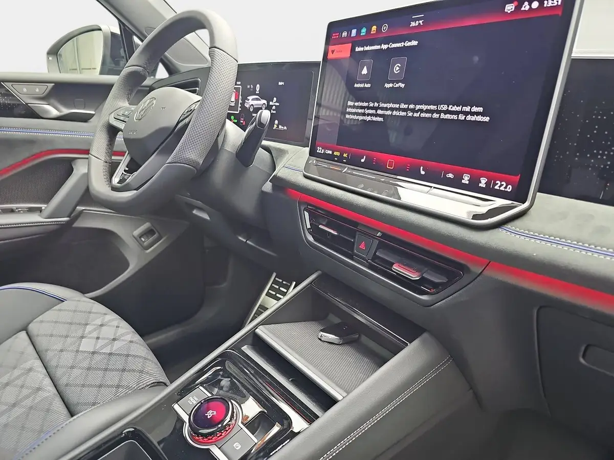 VW TIGUAN 1.5 ETSI DSG R-LINE NAVI LED PANO