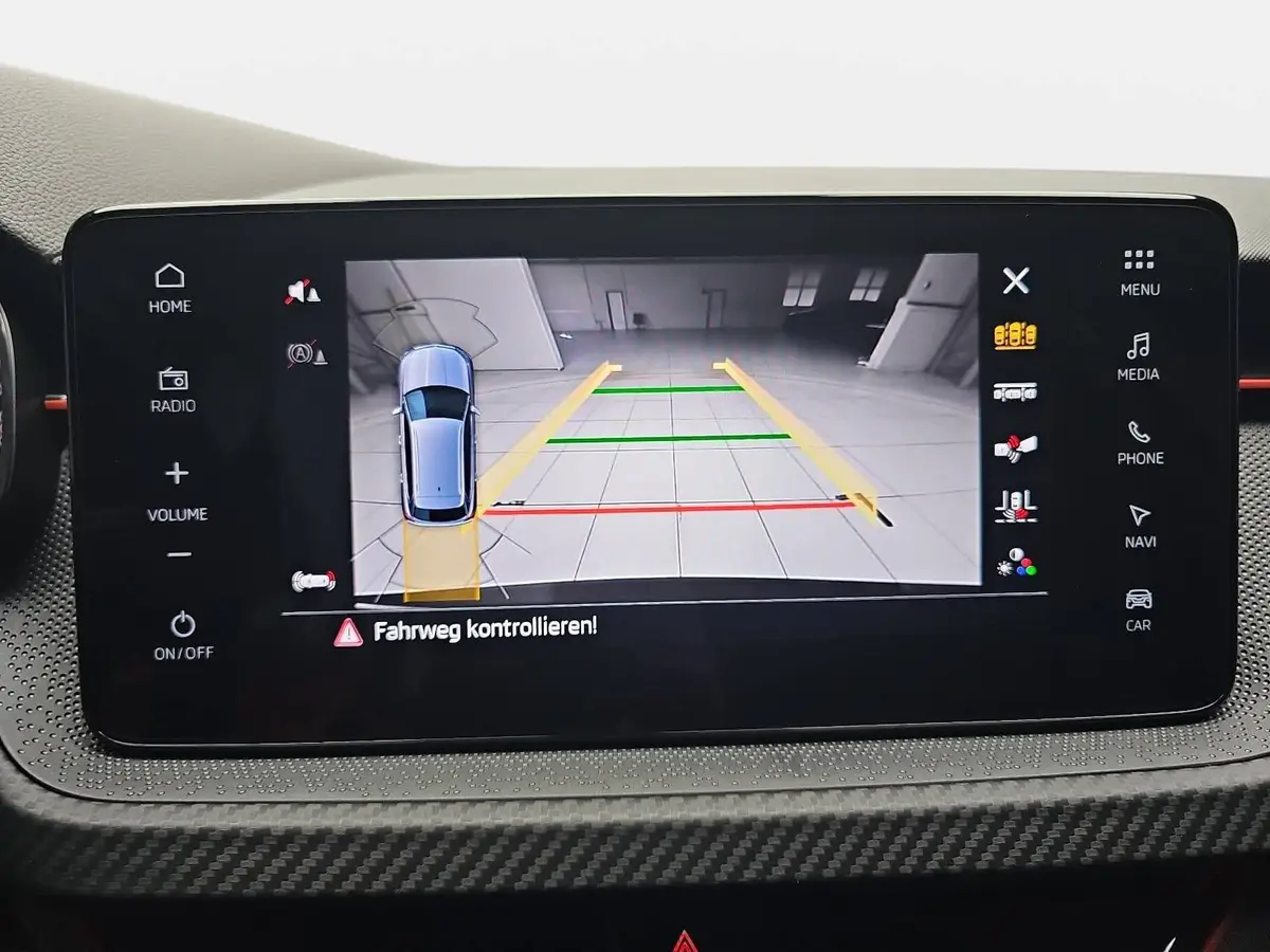 SKODA KAMIQ 1.5 TSI DSG MONTE CARLO NAVI LED