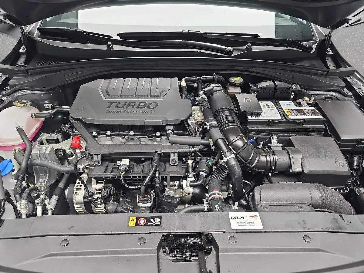 KIA CEED SW 1.5 T-GDI DCT7 GT-LINE