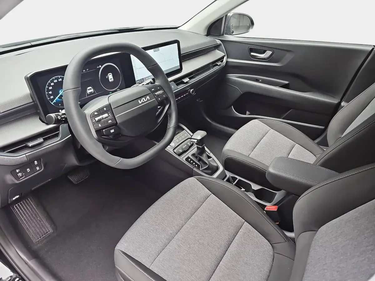 KIA STONIC 1.0 T-GDI 115 48V DCT SPIRIT MJ26 DRIVEWISE