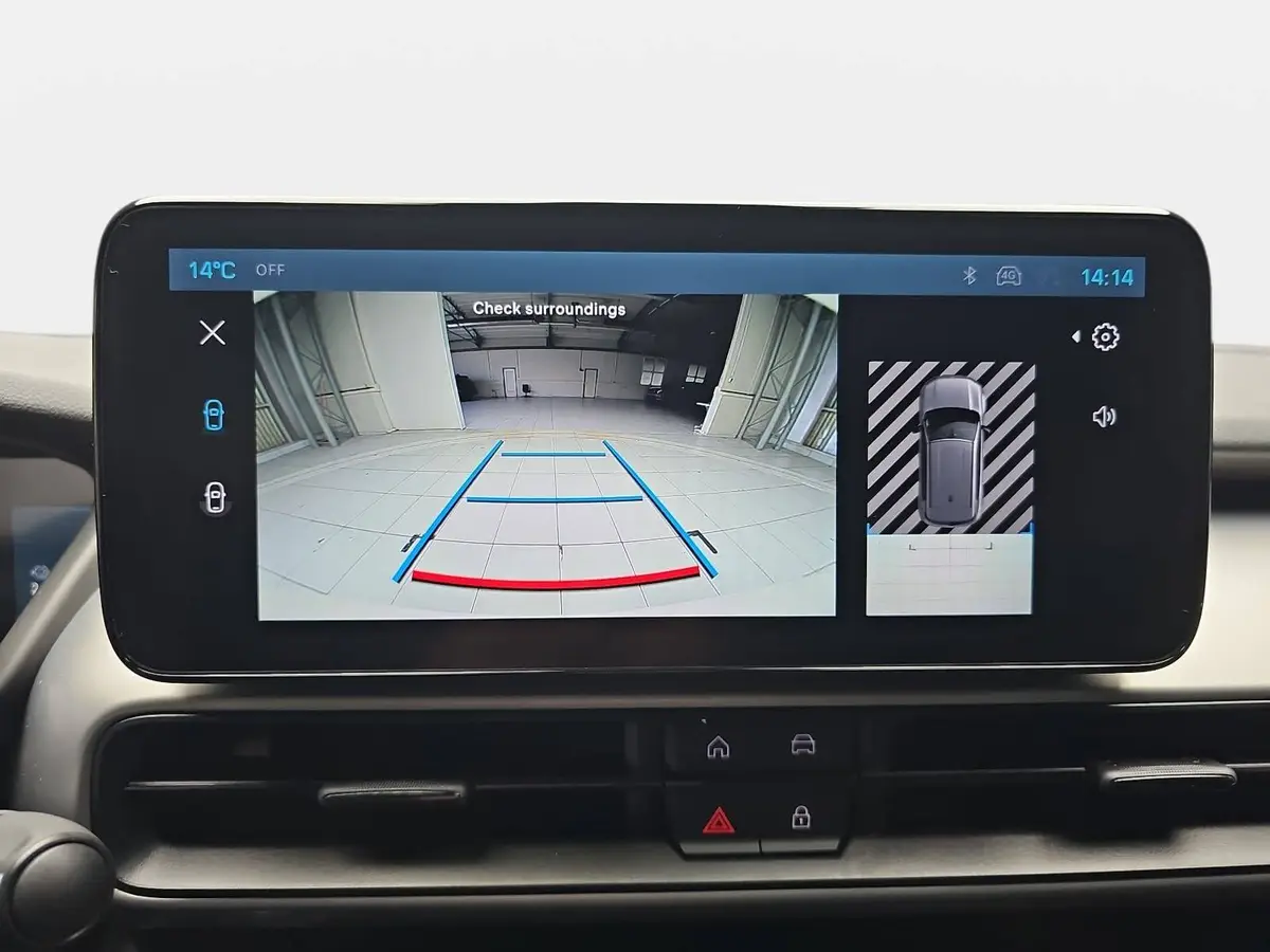 JEEP AVENGER ELEKTRO SUMMIT MJ26 LEDERSITZE INFOTAINMENT & KOMFORTPAKET