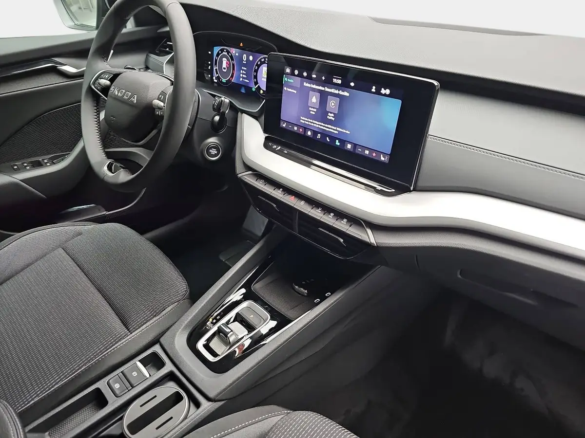 SKODA OCTAVIA COMBI 1.5 TSI DSG 130 JAHRE KLIMAAUTO LED SMARTLINK KAME