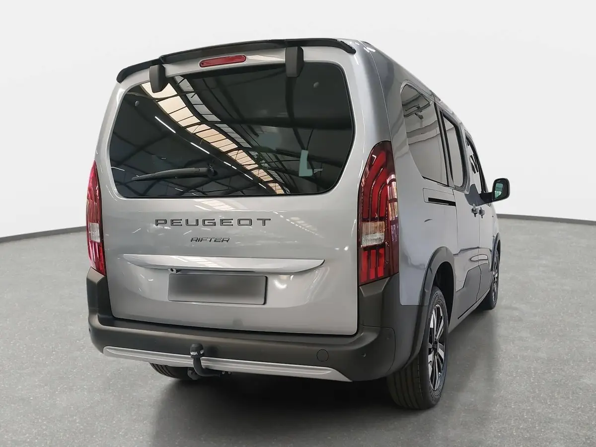 PEUGEOT RIFTER BLUEHDI 130 CV EAT8 GT L2 7-S NAVI LED AHK LM