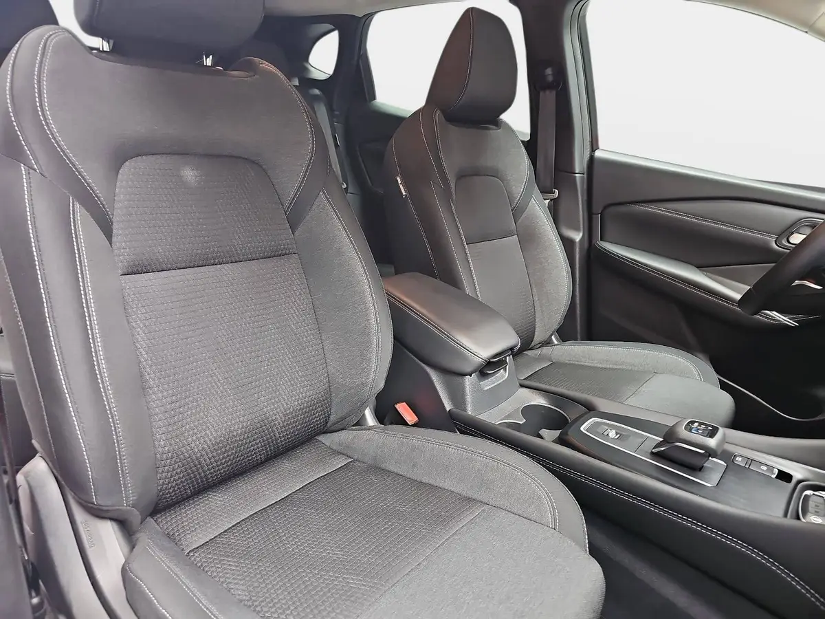 NISSAN QASHQAI 1.3 DIG-T MHEV AUTO. N-CONNECTA WINTER 2FARBEN