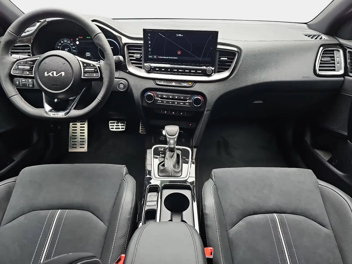 KIA XCEED 1.6 T-GDI 150 DCT GT-LINE MJ26 LEDER GLASDACH