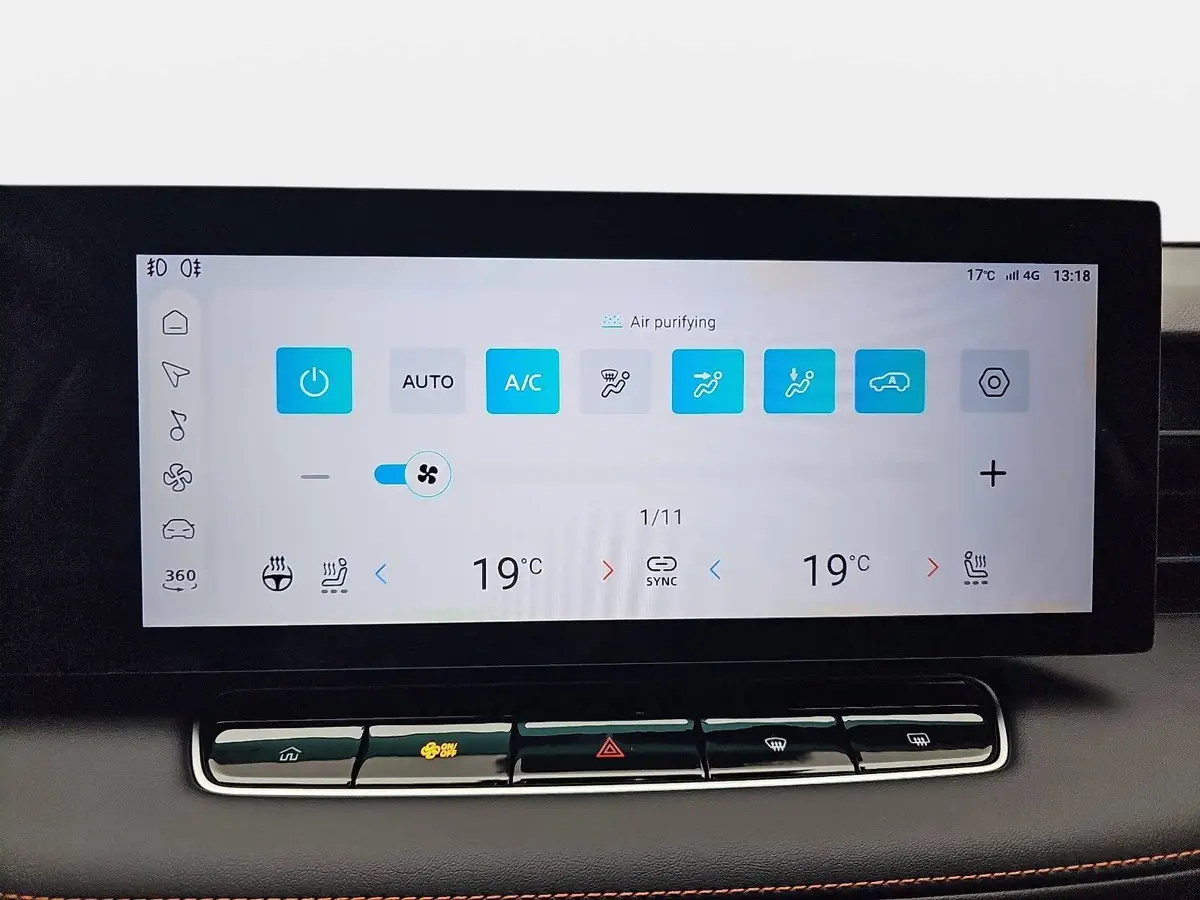 MG HS 1.5 PLUG-IN-HYBRID MY25.5 LUXURY LEDER 360-GRAD-KAMERA 19-ZOLL-LM