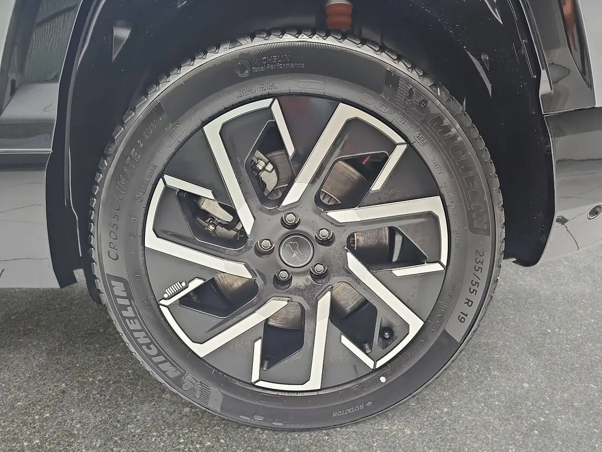 JEEP COMPASS 1.6 PLUG-IN HYBRID DCT SUMMIT MJ26 PREMIUM-PAKET, SICHERHEITS-PAKET