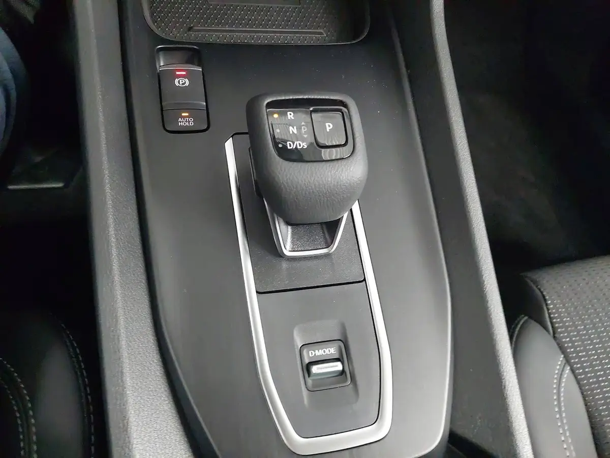 NISSAN QASHQAI 1.3 DIG-T MHEV AUTO. MJ27 N-CONNECTA WINTER EL-HECKKLAPPE PANO
