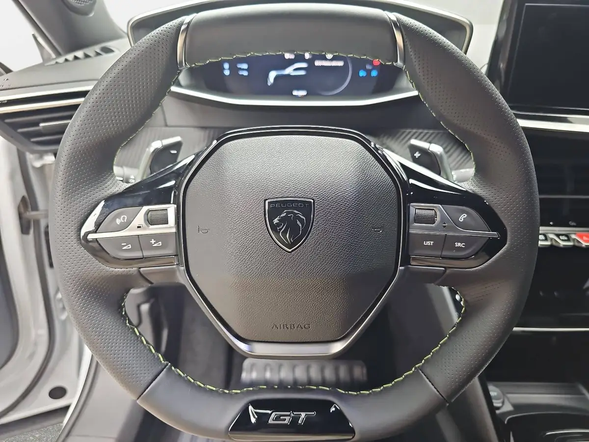 PEUGEOT 2008 1.2 HYBRID 145 E-DSC6 GT-LINE 2-WD LED KLIMAAUTO K